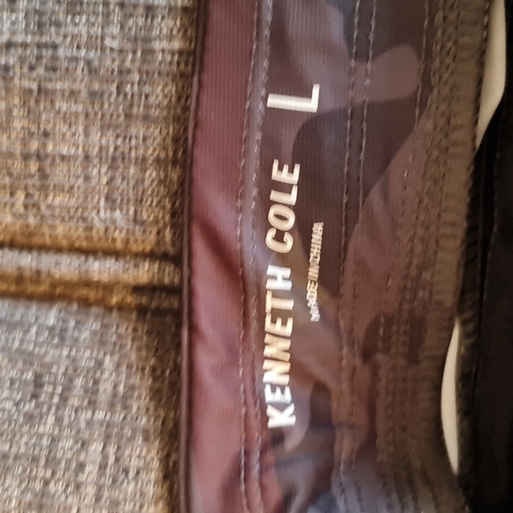 Kenneth Cole Gym Shorts - Picture 7 of 7